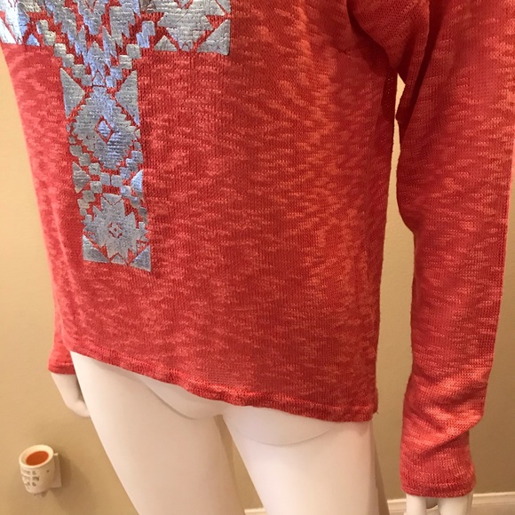 Ransom Lightweight Knit Sweater Womens Size Medium Silver Cross Salmon Orange - Picture 11 of 11